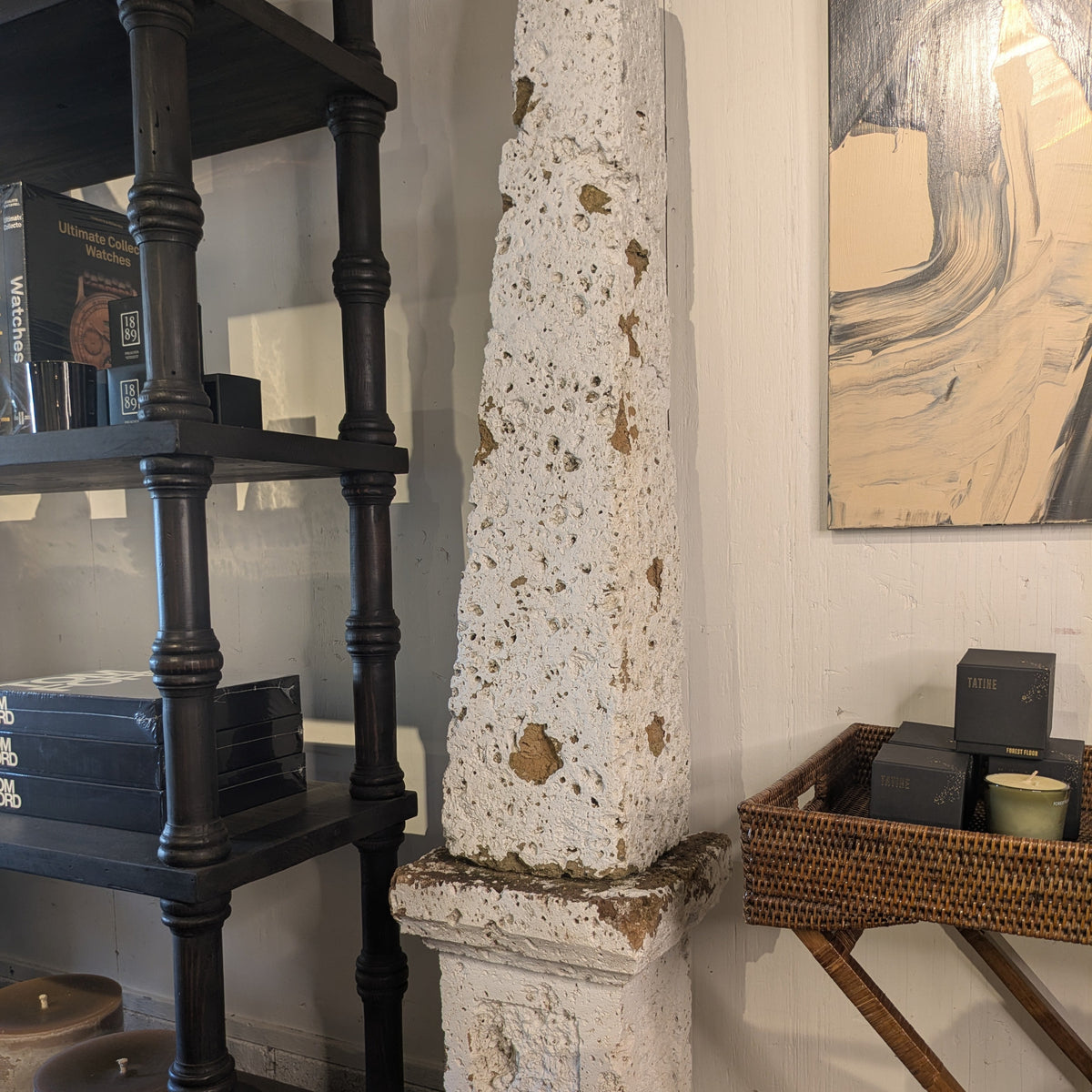 Flèche Columns, Pair
