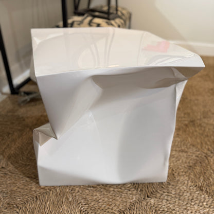 Écrasé Table
