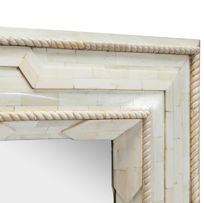 Calvès Mirror