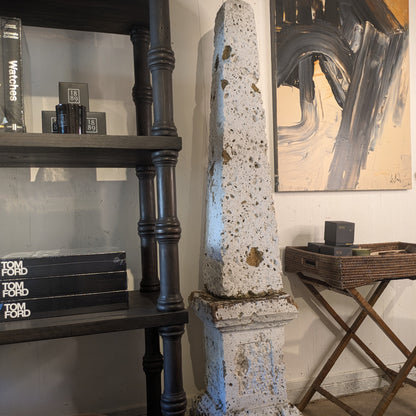 Flèche Columns, Pair