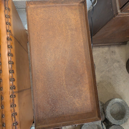 Cadre Tray Table
