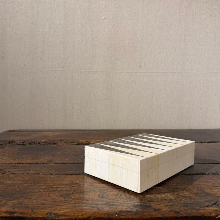 Arlequin Box